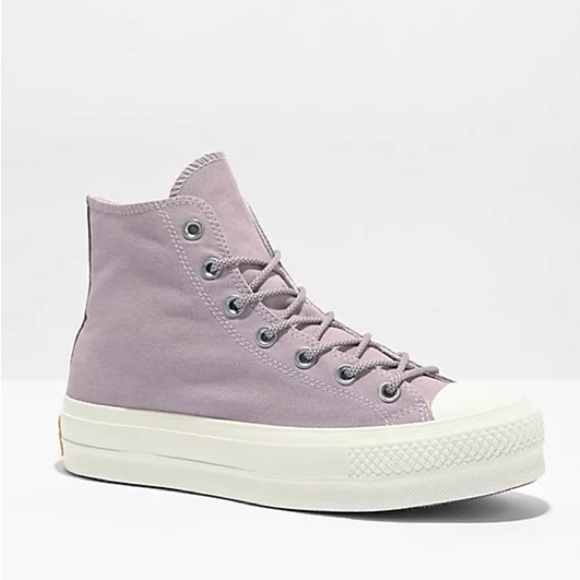 Converse Other - Converse CTAS Hi Lift Lucid Lilac Canvas Platform Sneakers  NWT